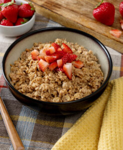 Emergency Food Strawberry Granola Crunch Meal